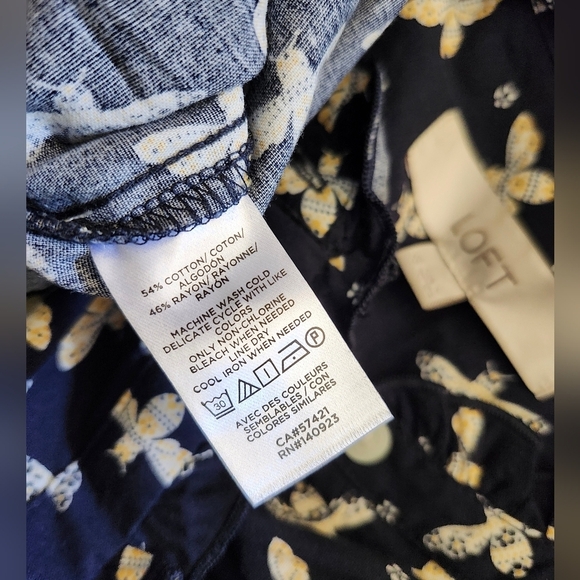 LOFT Navy Blue Bee Print Button Down Shirt - Picture 5 of 6